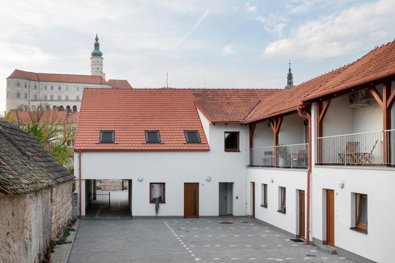 Rezidence Konevova, Mikulov Apartment ภายนอก รูปภาพ
